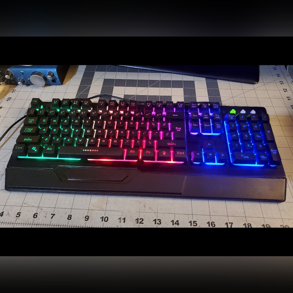 Lighted mechanical keyboard